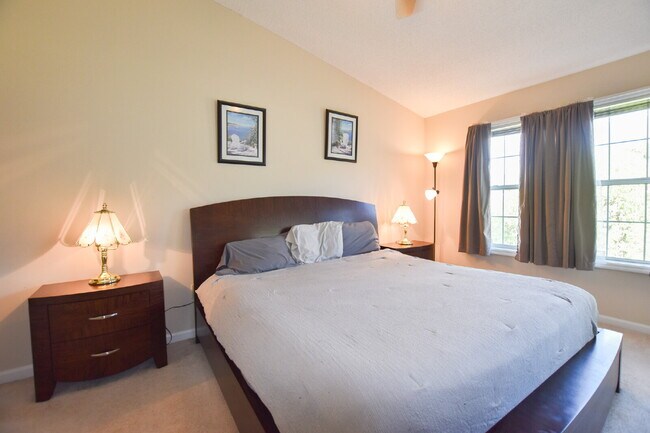 Building Photo - Spacious furnished two, bedroom, two bath Condo.