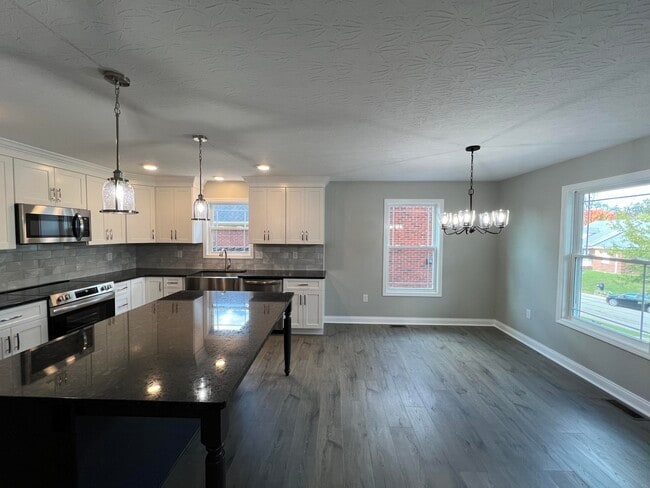 Building Photo - 309 Gallahadion Ct
