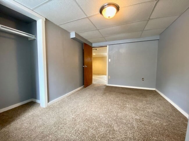 Building Photo - 714 4th St