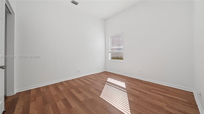 Building Photo - 4297 Diamond Terrace