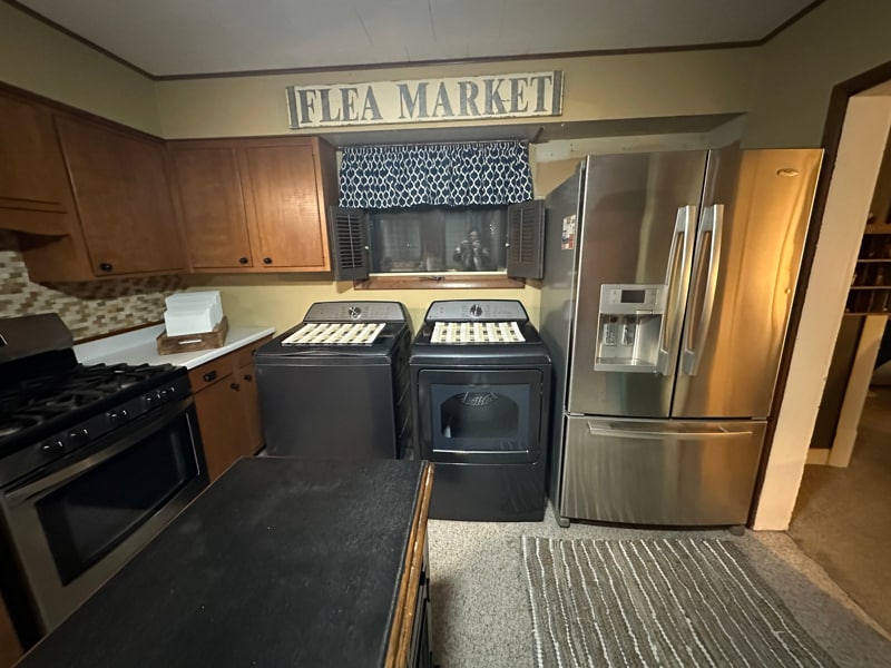 Building Photo - 105 S Park Ave