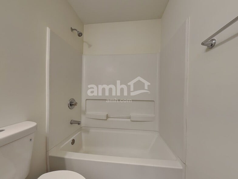 Building Photo - 836 Topaz Valley