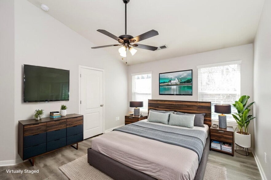 Building Photo - 162 High Point Way