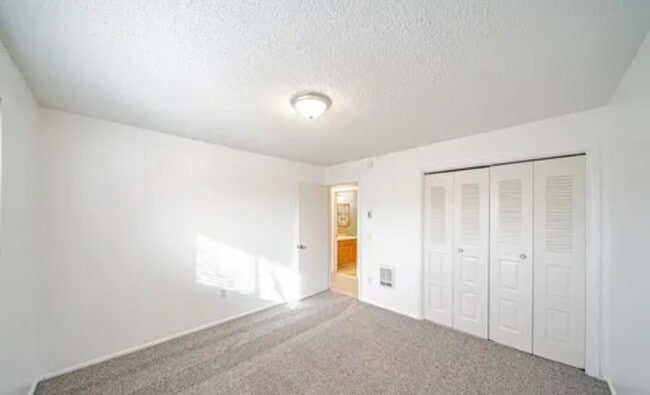 Building Photo - 4125 E Lance