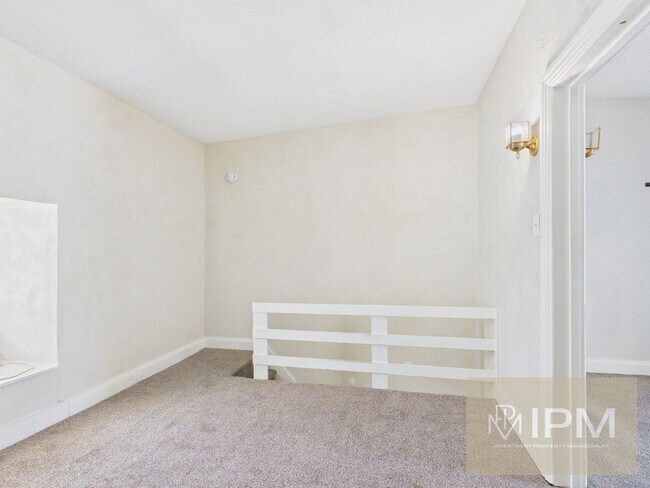 Building Photo - Charming 3 Bedroom, 1 Bath Home in York, Pa!