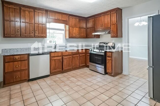 Building Photo - 4895 Timber Ridge Dr