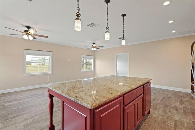Building Photo - 35408 FM 1488