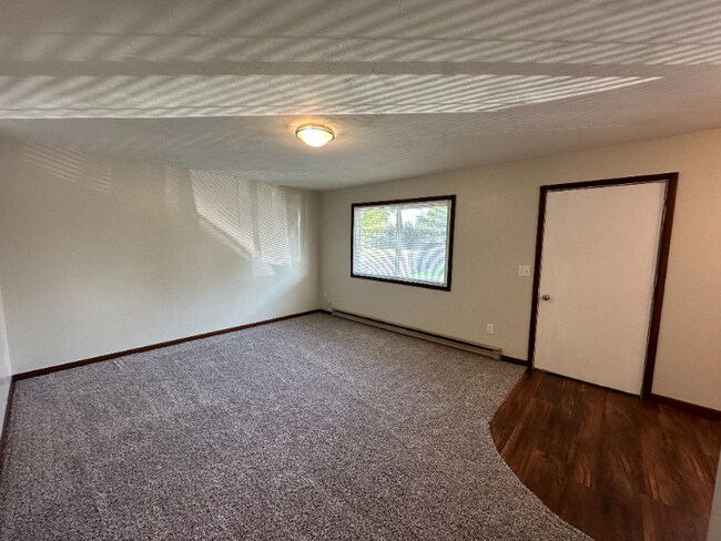 Building Photo - 6995 W 200 N