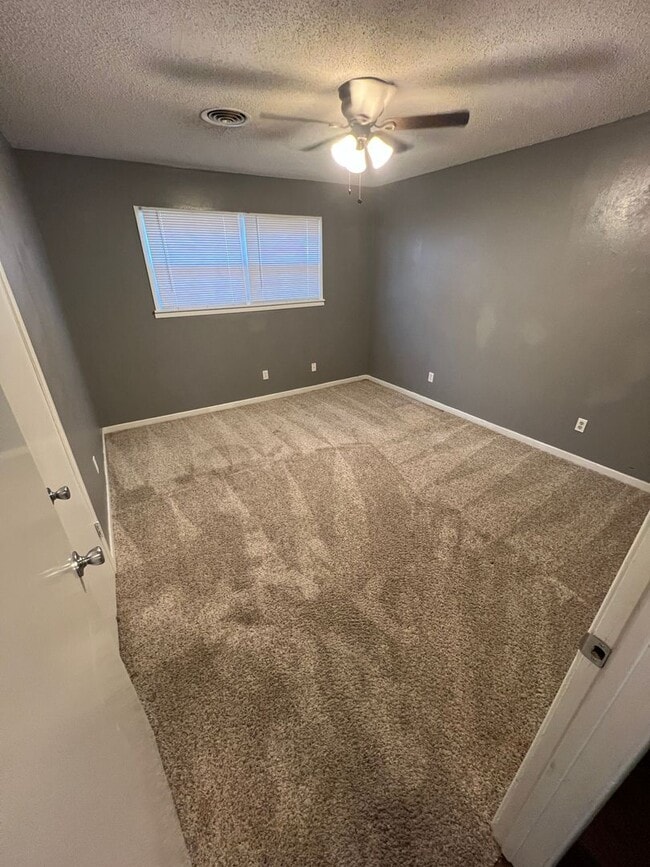 Building Photo - 3/2 In Lubbock ISD!