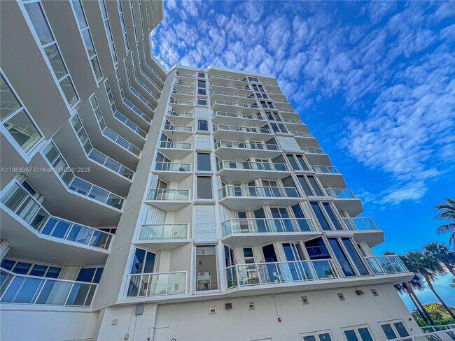 Building Photo - 8925 Collins Ave
