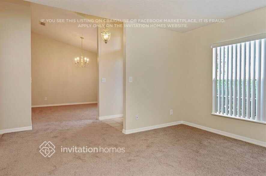 Building Photo - 656 Hatchwood Dr