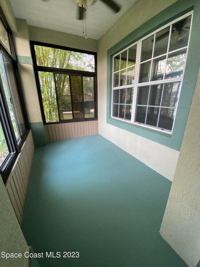 Building Photo - 6124 Serene Pl