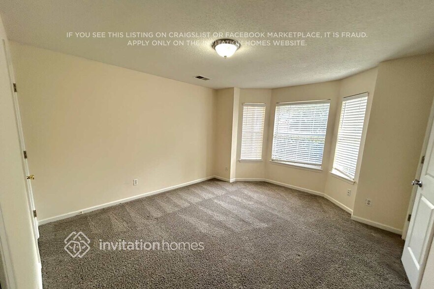 Building Photo - 2204 Eagles Nest Cir
