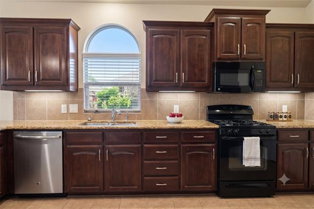 Building Photo - 11813 Sundog Way
