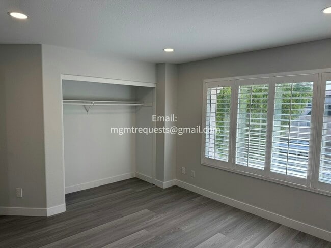 Building Photo - 2231 Thyme Dr