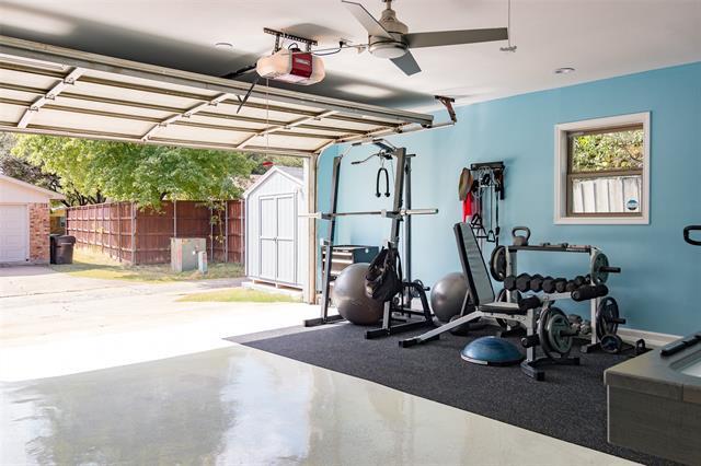 Building Photo - 1000 Middle Cove Dr