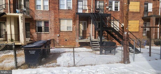 Building Photo - 2017 I St NE