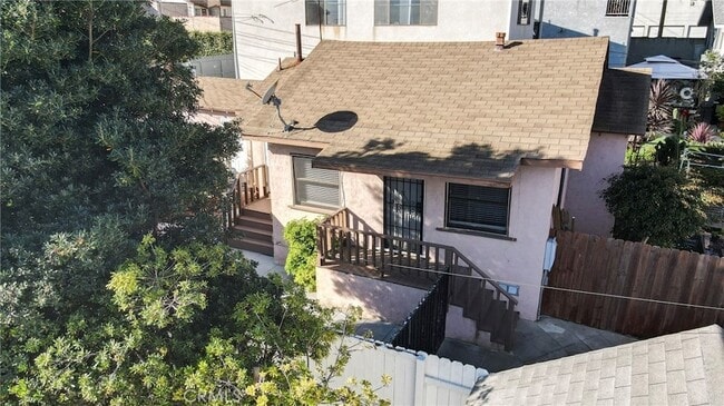 Building Photo - 959 W 17th St