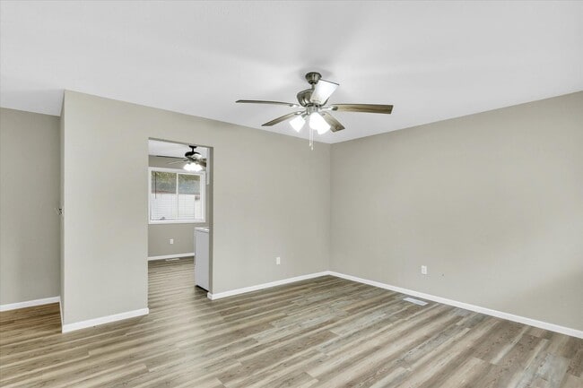 Building Photo - Complete Remodel!  3 Bedroom Home - Available November 2026