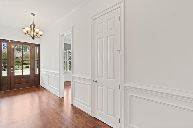 Building Photo - 213 Yellow Jasmine Dr
