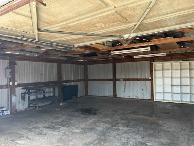 Building Photo - 9155 Concord Rd