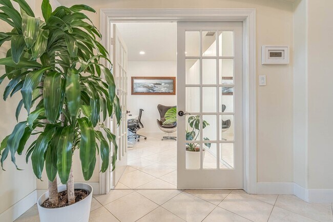 Building Photo - 5103 Mariner's Harbor