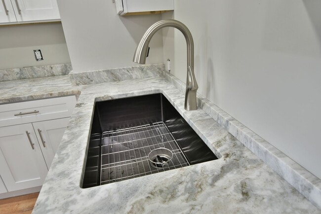 Building Photo - RENTAL AVAILABLE!