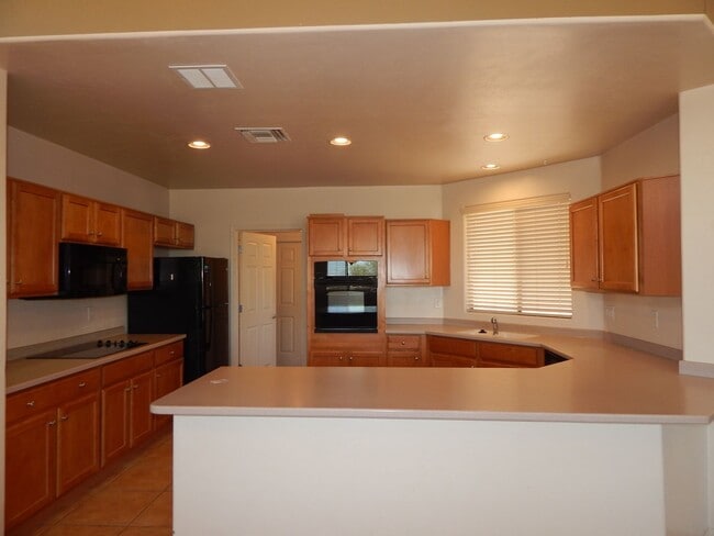 Building Photo - AVAILABLE NOW!  Swimming - Fishing - Biking and so much more