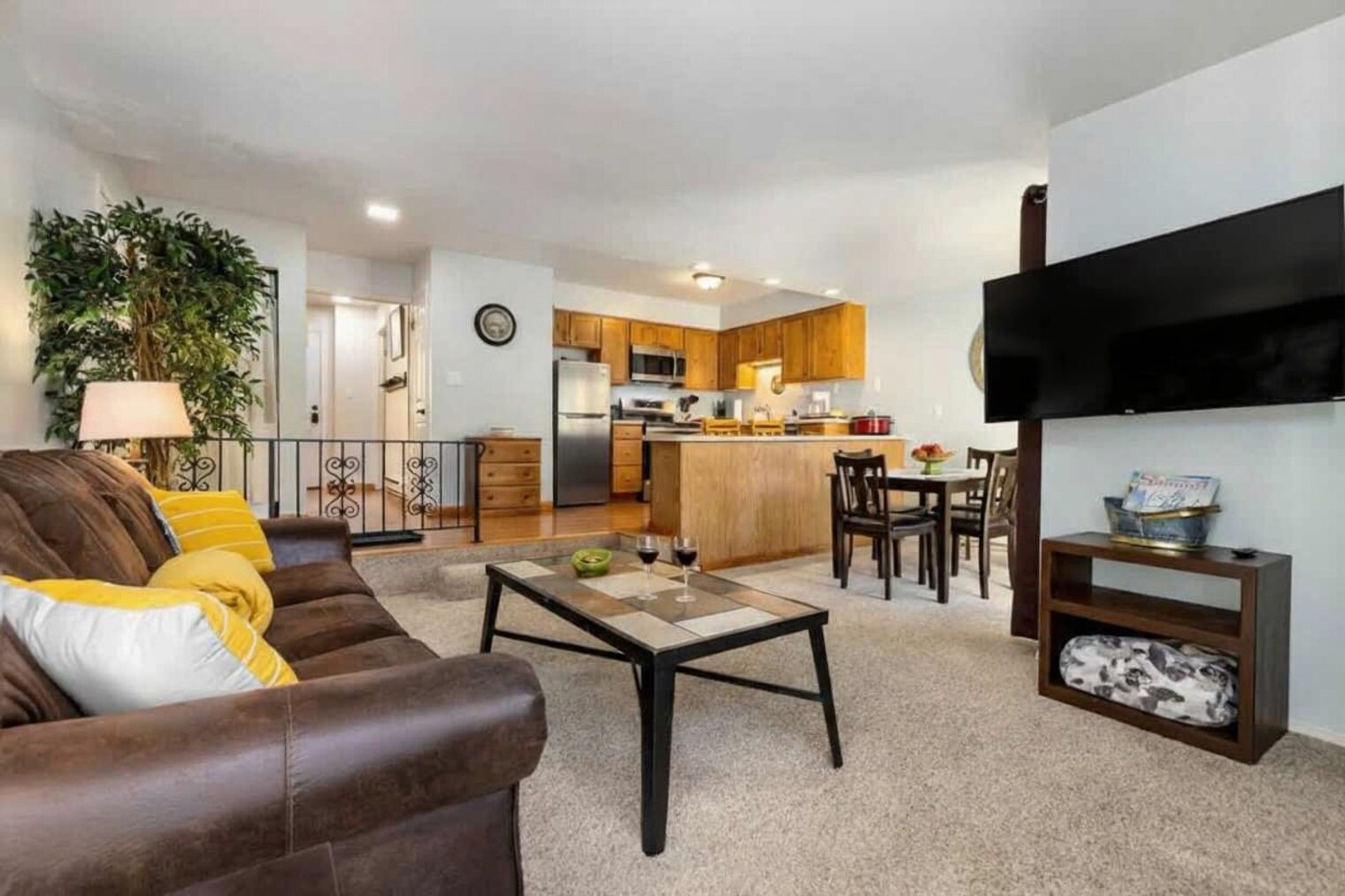 Building Photo - 246 Broken Lance Dr