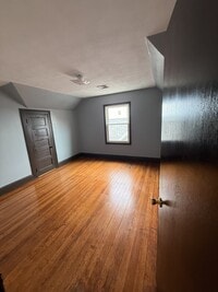 Building Photo - 24 Emmett St