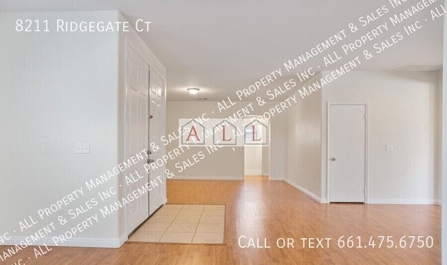 Building Photo - 8211 Ridgegate Ct