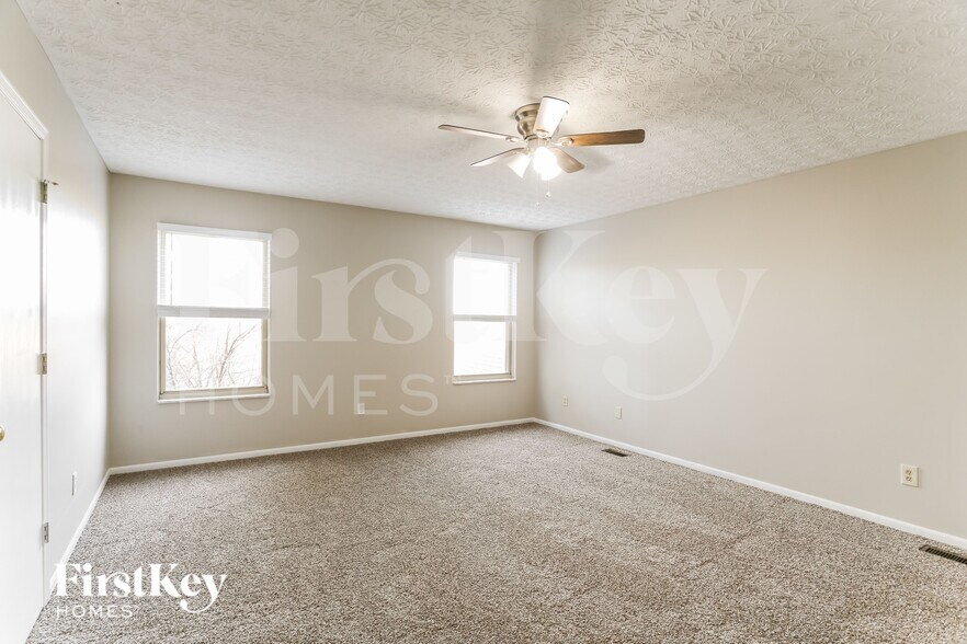 Building Photo - 3657 Lake Lanier Dr