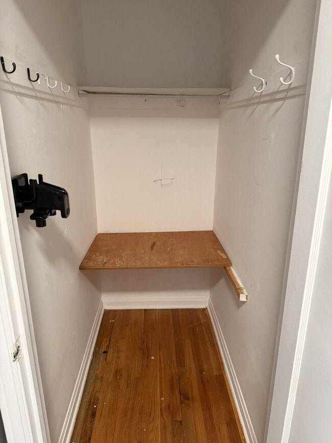 Building Photo - 2525 S Cherokee St