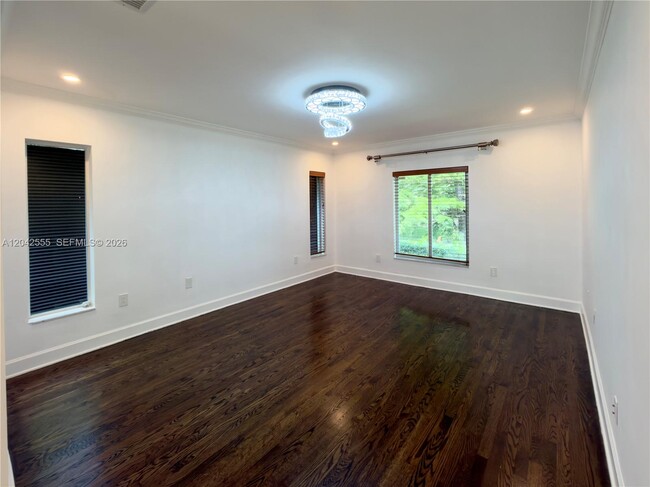 Building Photo - 4409 Monserrate St