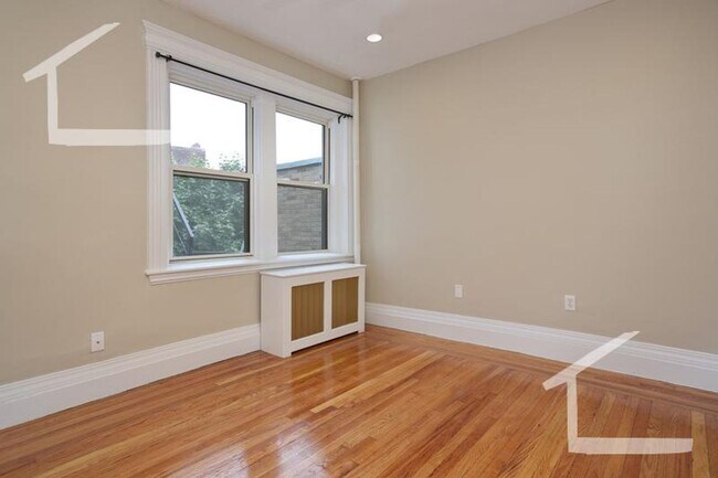 Building Photo - 1097 Boylston St