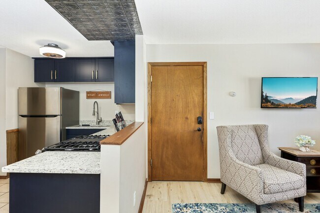 Building Photo - 157 Mississippi Pl