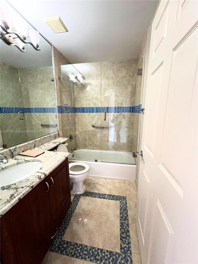 Building Photo - 3381 SW 51st St