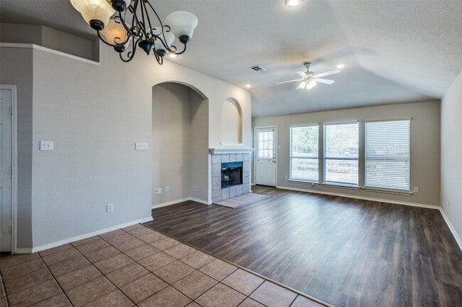 Building Photo - 5608 Seafield Ln