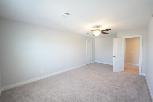 Building Photo - Available Soon!