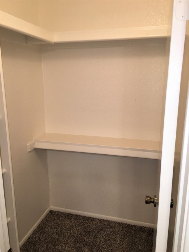 Building Photo - **CHARMING 2 BEDROOM/2 BATHROOM PATIO HOME IN CHANDLER (CHANDLER BLVD & COOPER)**