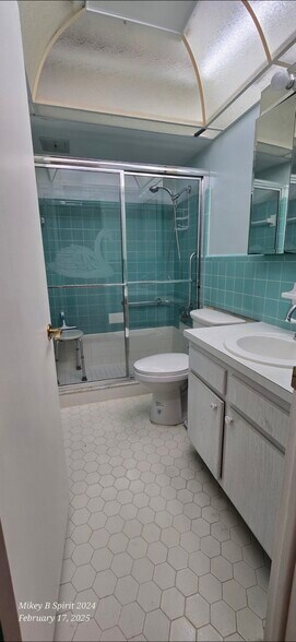 Bathroom - 8525 111th St