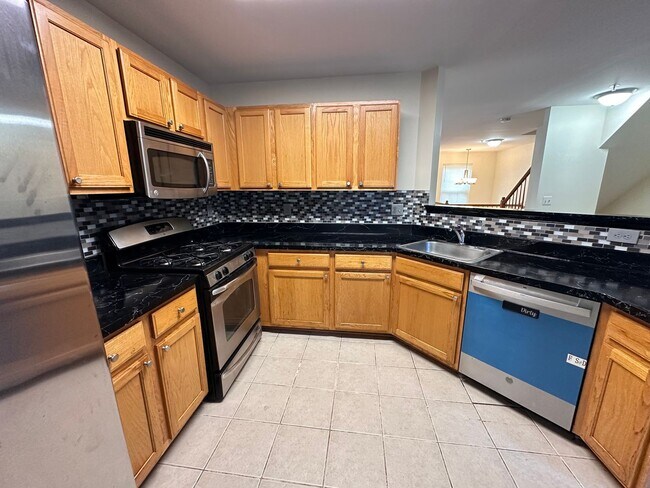 Building Photo - 6913 Malachite Pl
