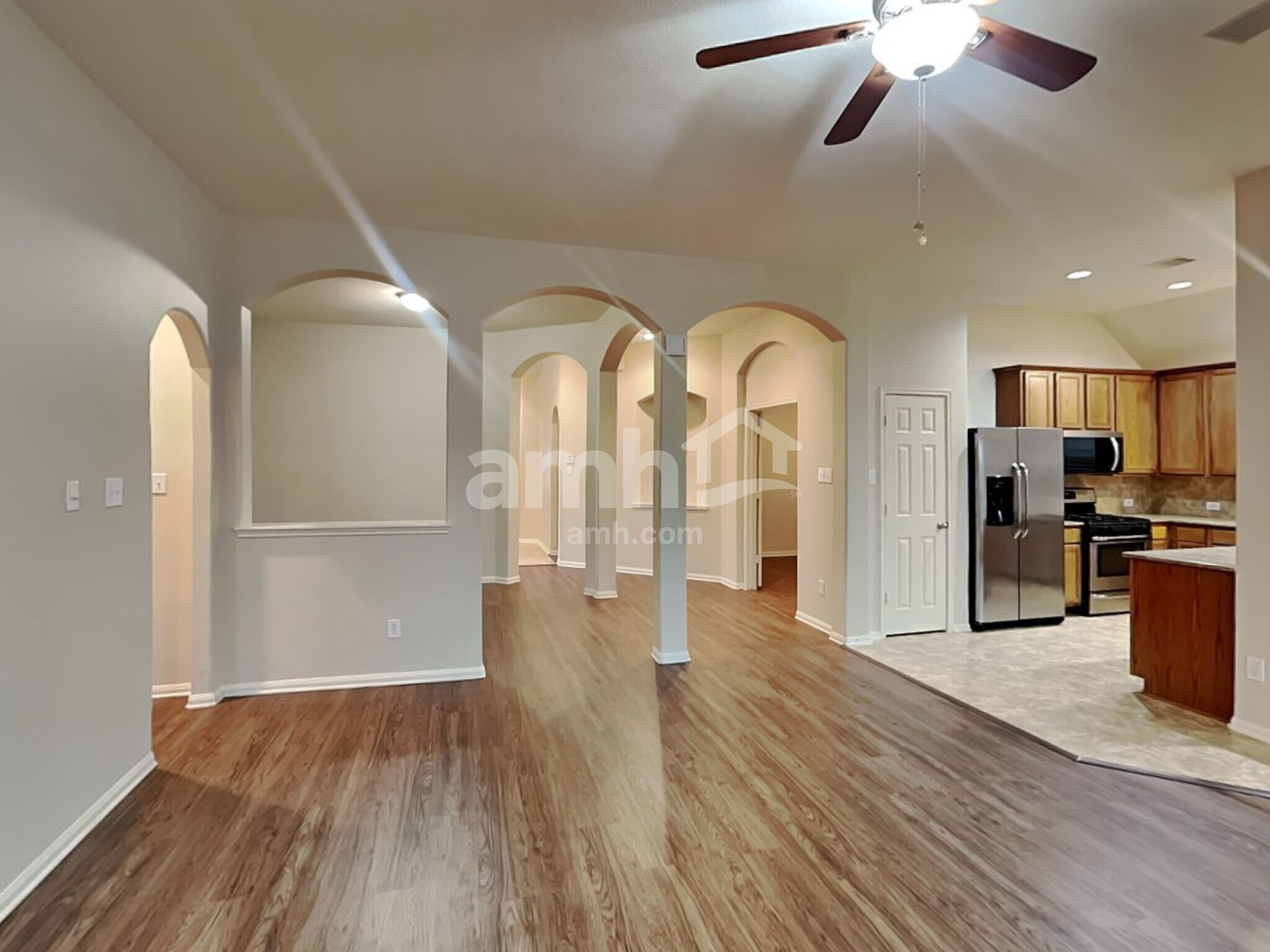 Building Photo - 2420 Avalon Trace Ln