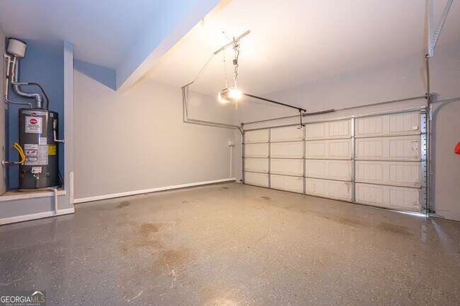 Building Photo - 1675 Great Heron Cove