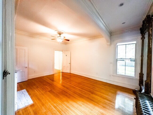 Building Photo - 23 Boylston St