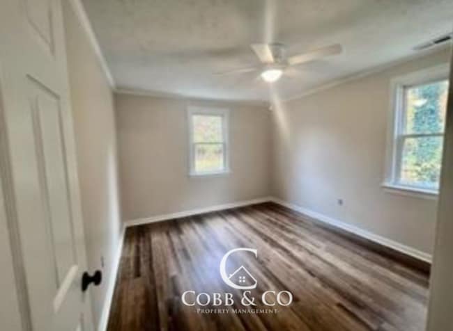 Building Photo - 3 Bedroom Home on 1.23 Acres with Detached Garage in Goochland – $1,750/mo