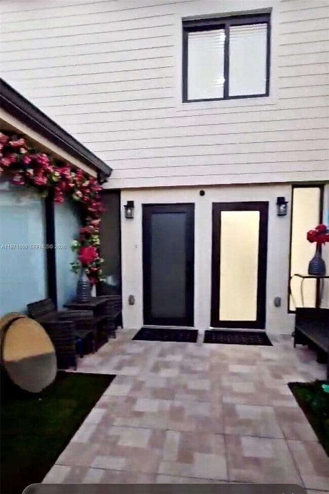 Building Photo - 7811 SW 102nd Pl