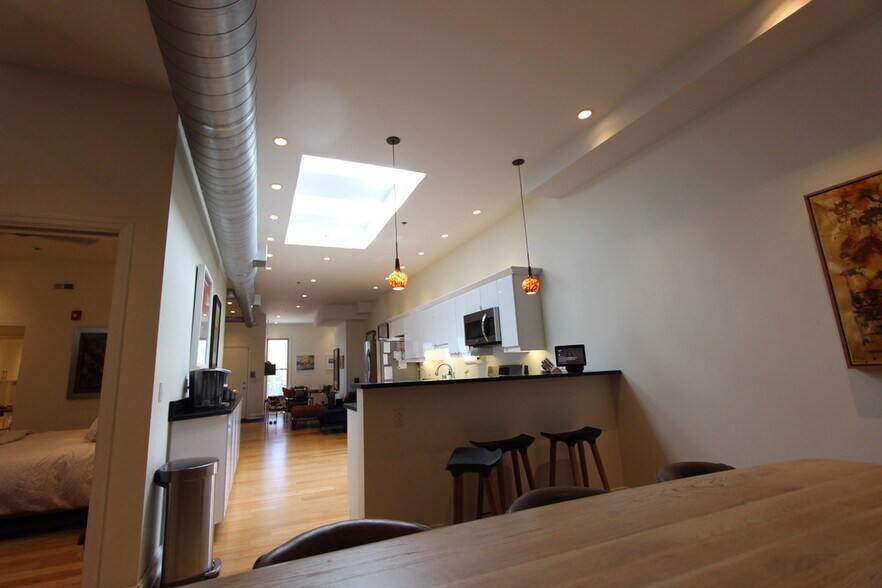 Skylights - 139 7th St