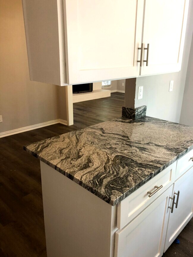 Building Photo - 1741 Crystal Way