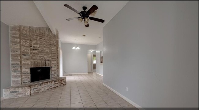 Building Photo - 12005 Tambourine Dr
